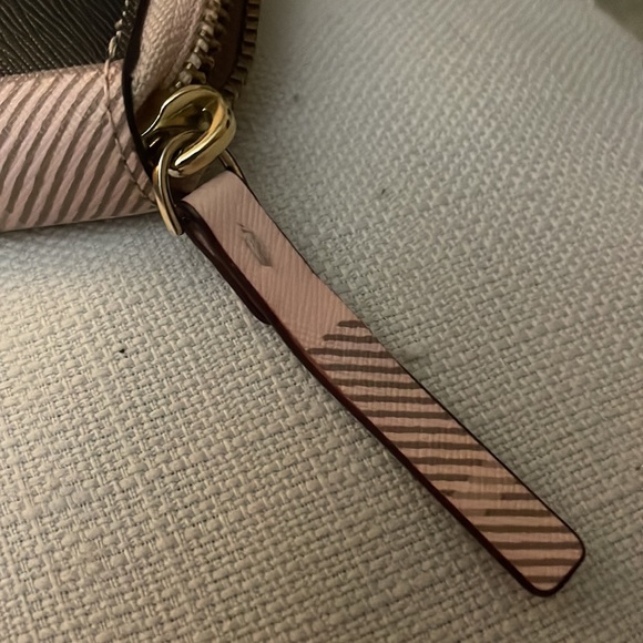 Kate Spade Wallet - Picture 5 of 5